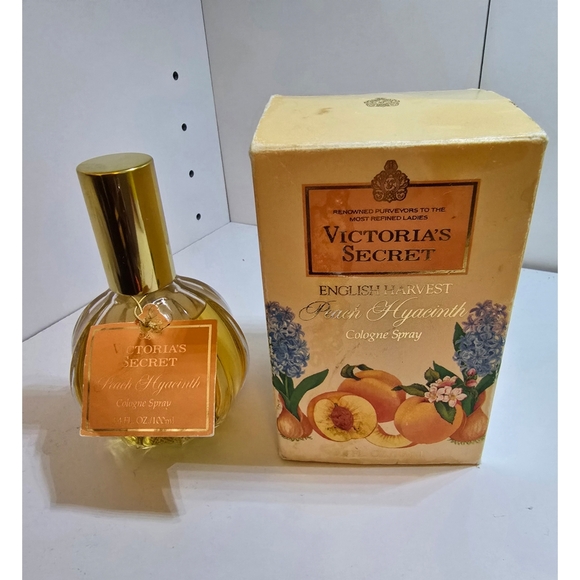Victoria’s Secret English Harvest Peach Hyacinth Cologne Spray-3.4 fl oz - Picture 1 of 3